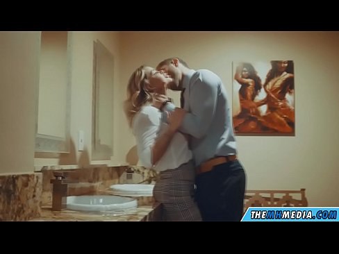 ❤️ Kiedy biuściasta blondynka uwodzi cię w publicznej toalecie ️❌ Beautiful porn at us pl.rionews.top